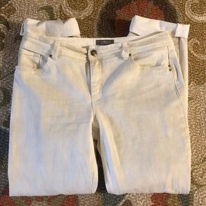 Chico’s size 1 So Slimming cream color denim